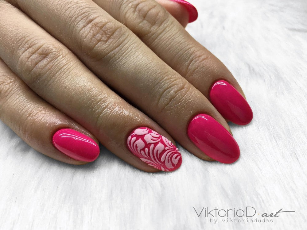 HOT MAGENTA