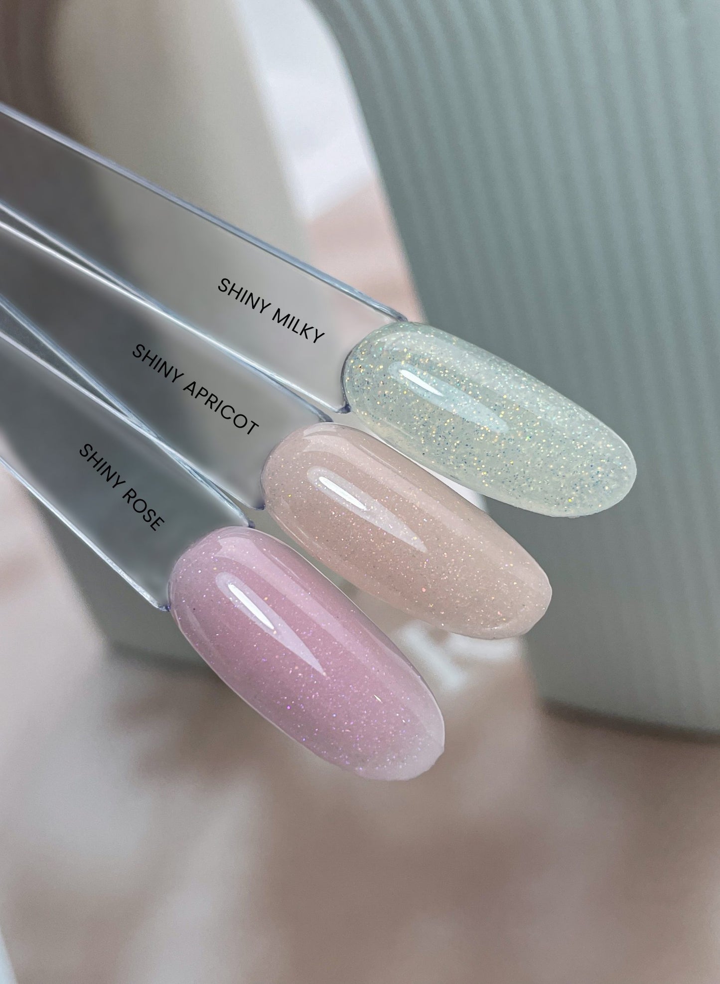 Luxi Shiny Rose